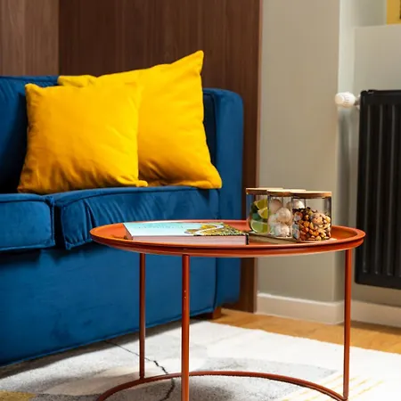 Appartamento Retro La - Aviatiei Park - Parking - Netflix - Private Garden Bucarest