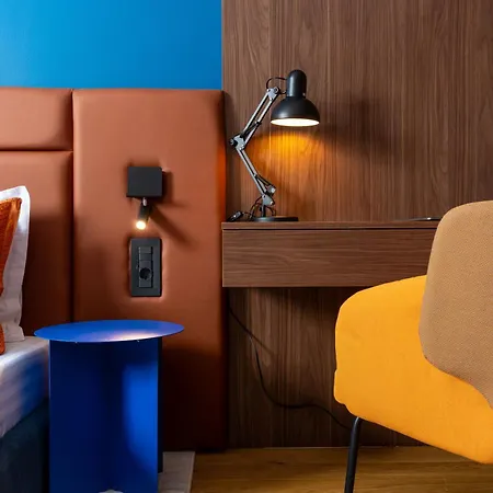 Appartamento Retro La - Aviatiei Park - Parking - Netflix - Private Garden *