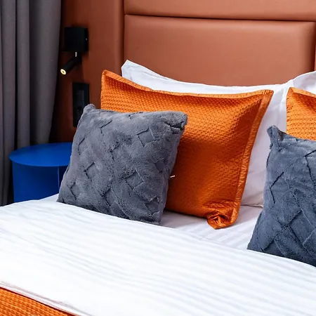 Retro La - Aviatiei Park - Parking - Netflix - Private Garden *