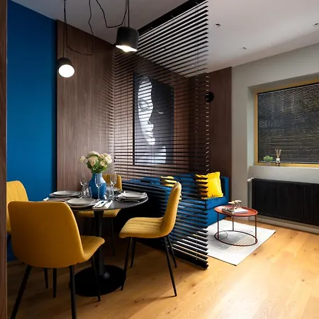 Retro La - Aviatiei Park - Parking - Netflix - Private Garden Apartment