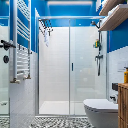 アパート Retro La - Aviatiei Park - Parking - Netflix - Private Garden ブカレスト