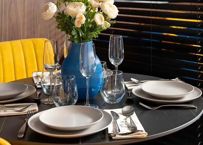 Retro La - Aviatiei Park - Parking - Netflix - Private Garden Apartament