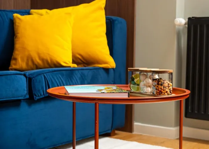 Apartament Retro La - Aviatiei Park - Parking - Netflix - Private Garden Bucureşti