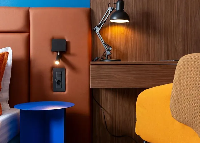 Apartament Retro La - Aviatiei Park - Parking - Netflix - Private Garden *