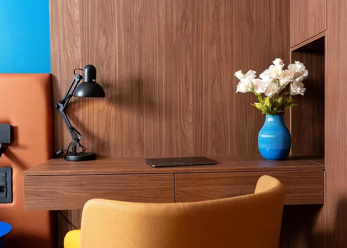 Apartament Retro La - Aviatiei Park - Parking - Netflix - Private Garden Bucureşti