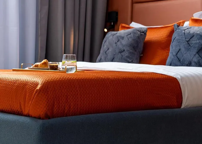 Apartament Retro La - Aviatiei Park - Parking - Netflix - Private Garden