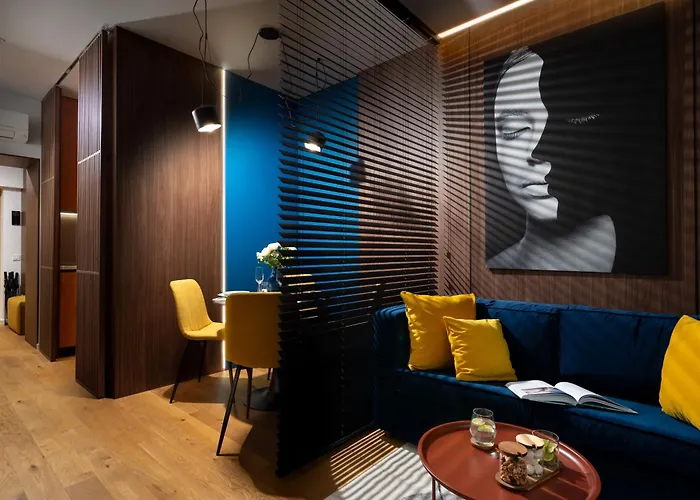 Retro La - Aviatiei Park - Parking - Netflix - Private Garden Apartament Bucureşti