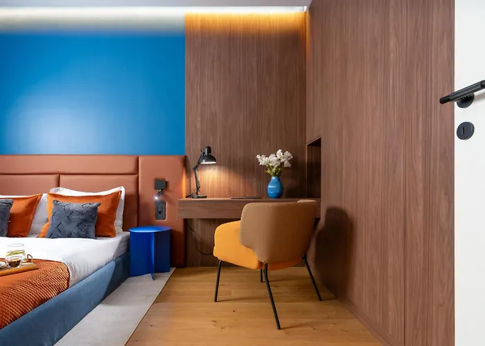 Apartament Retro La - Aviatiei Park - Parking - Netflix - Private Garden *