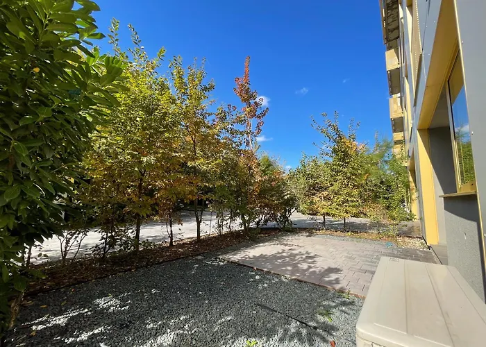 Retro La - Aviatiei Park - Parking - Netflix - Private Garden * Bucureşti