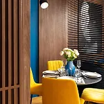 Apartment Retro La - Aviatiei Park - Parking - Netflix - Private Garden *