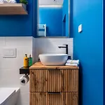 Retro La - Aviatiei Park - Parking - Netflix - Private Garden Apartment