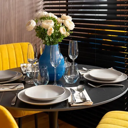 Retro La - Aviatiei Park - Parking - Netflix - Private Garden Apartment