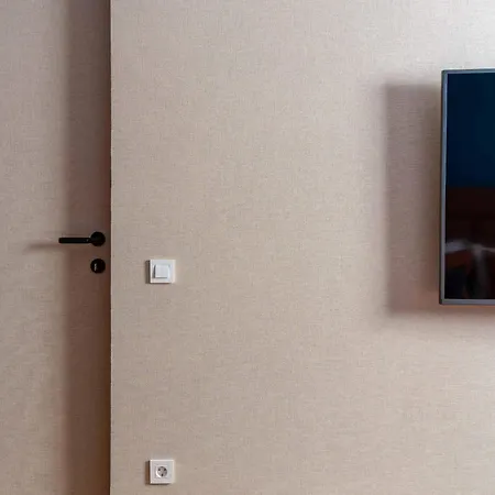 Retro La - Aviatiei Park - Parking - Netflix - Private Garden Appartement