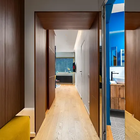 Retro La - Aviatiei Park - Parking - Netflix - Private Garden Appartement *